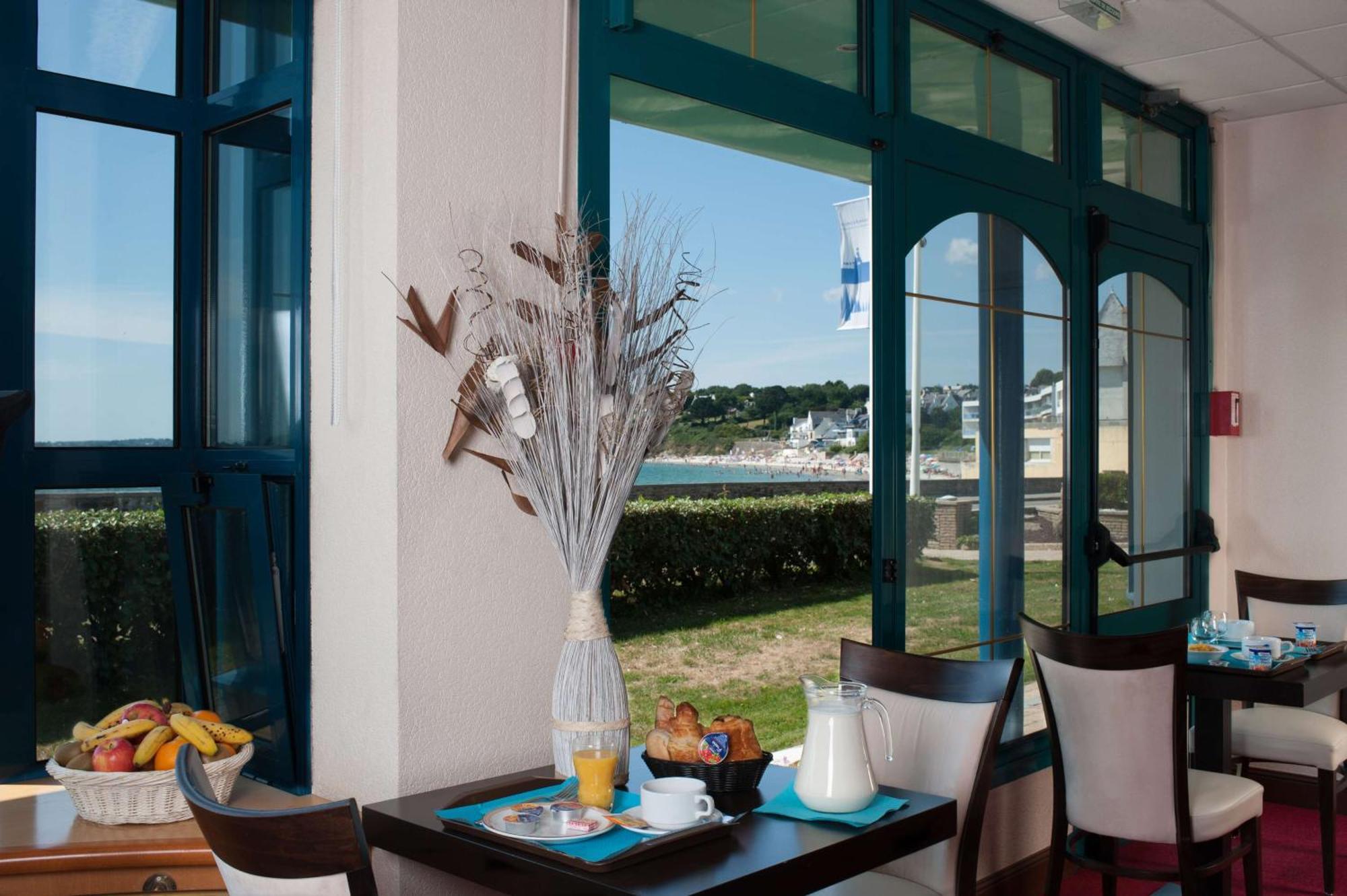 Brit Hotel De L'Ocean Concarneau Exteriér fotografie
